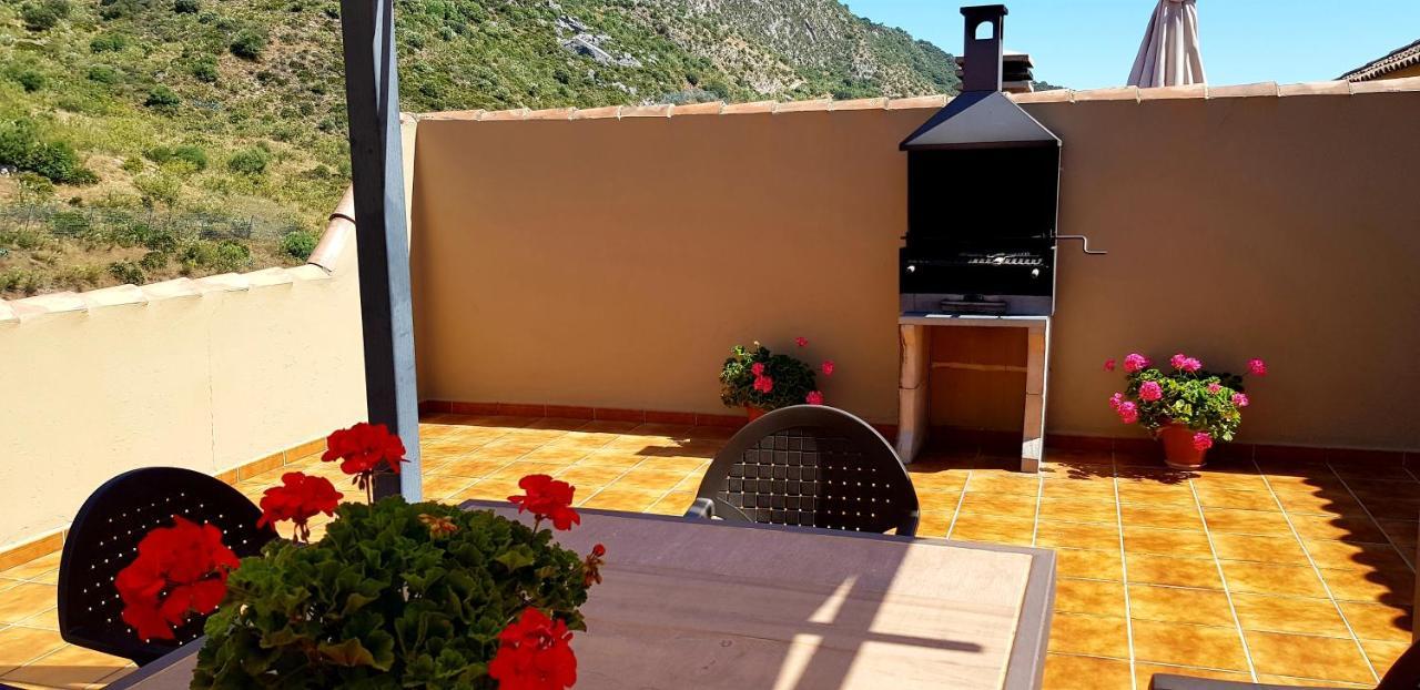 Casitas Cueva Del Gato Casa de Férias