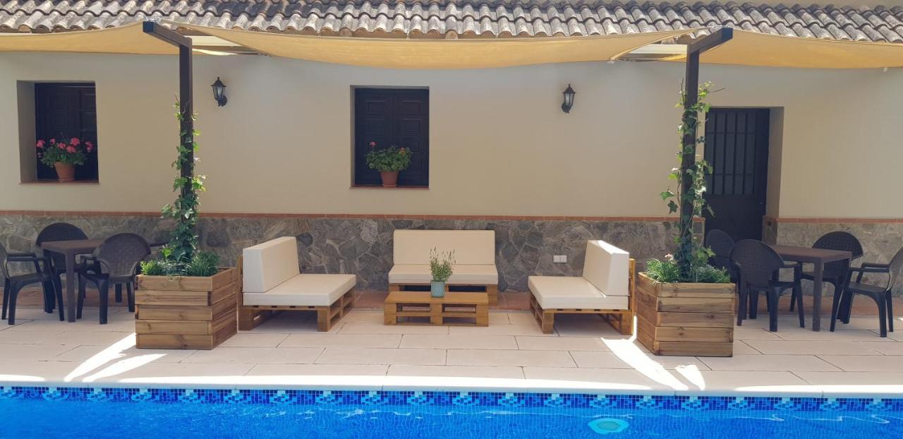 Casitas Cueva Del Gato Сasa de vacaciones