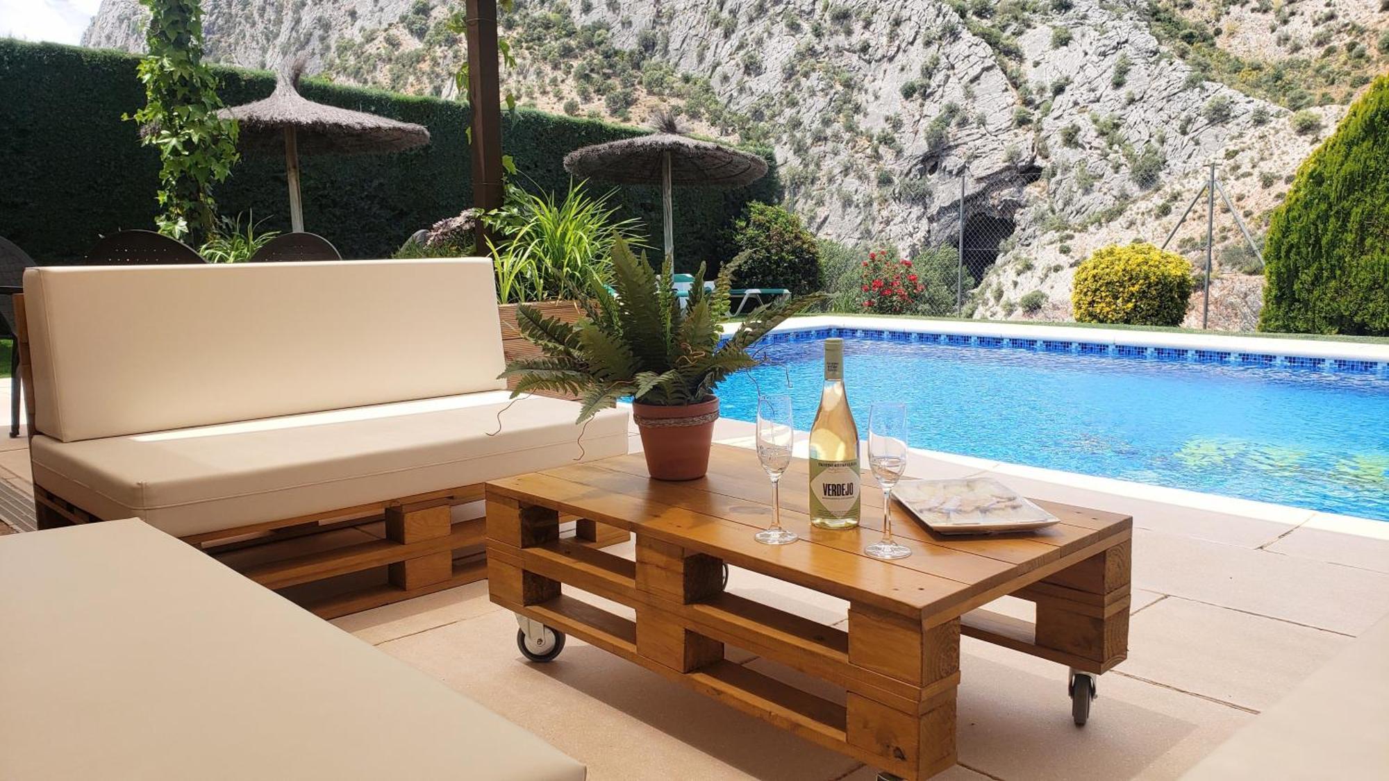 Сasa de vacaciones Casitas Cueva Del Gato Benaoján