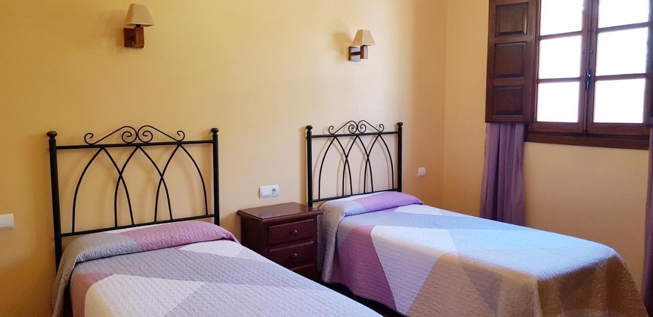 Holiday home Casitas Cueva Del Gato Benaojan