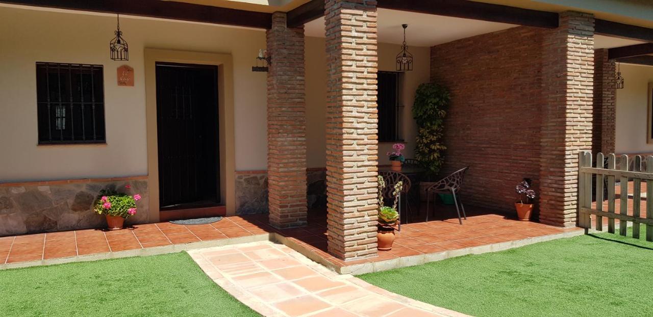 Casitas Cueva Del Gato Holiday home Benaojan