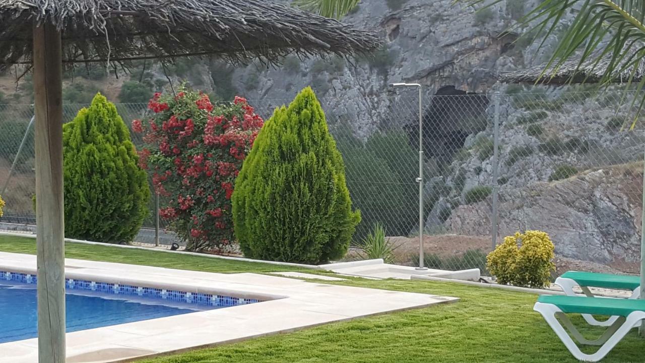 Casitas Cueva Del Gato *